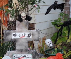 Another tombstone - 2009 Halloween