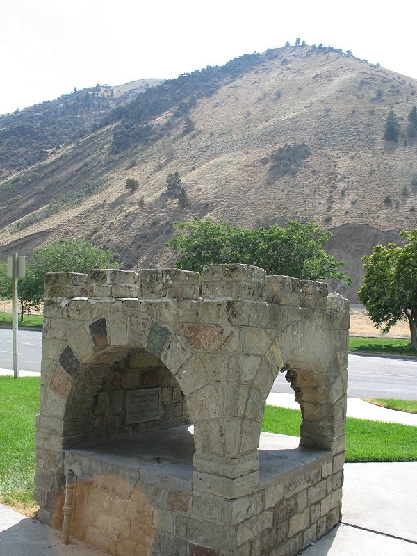 Oregon Trail marker