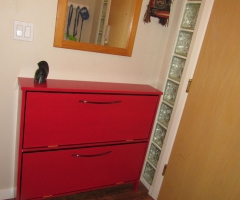 Shoe dresser